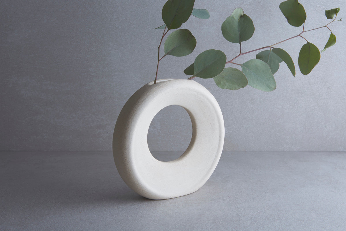 Ceramic Circle Vase Goodies